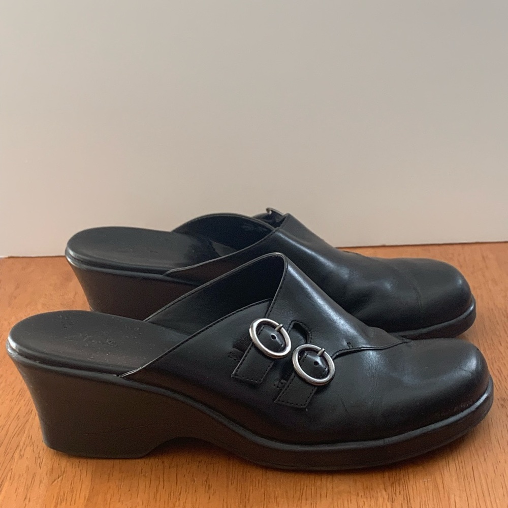 Clarks Black Leather Wedge Heel Skip On Casual Shoes